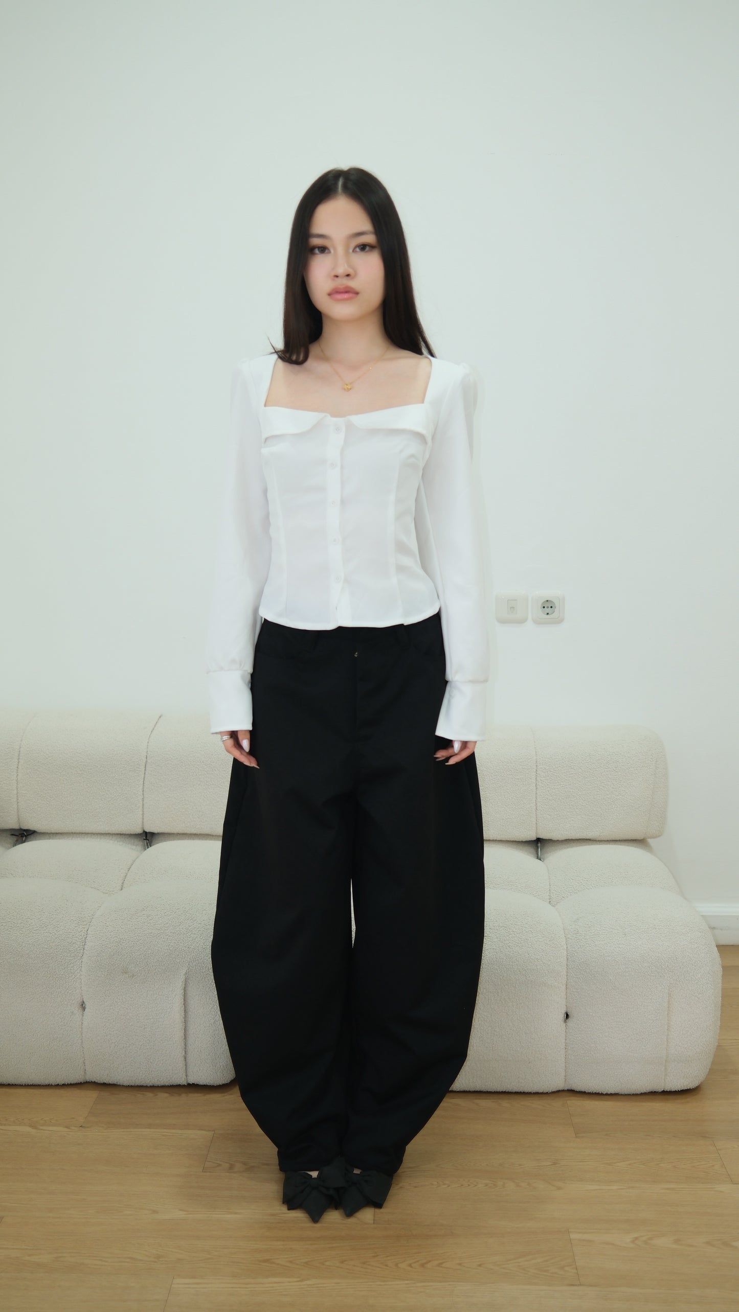 SHEWEARSSUGAR -- Gavriel Top | Fitted Shirt | Kemeja Wanita